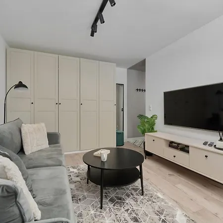 Zegadlowicza Riverside In By Renters Wroclaw